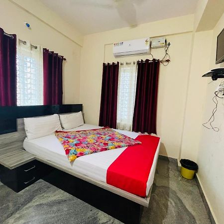 Hotel Crown Residency Mysore Esterno foto