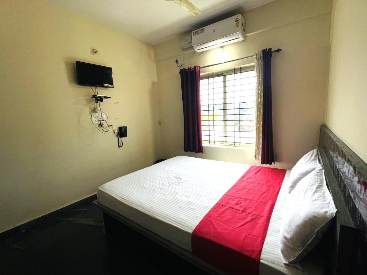 Hotel Crown Residency Mysore Esterno foto