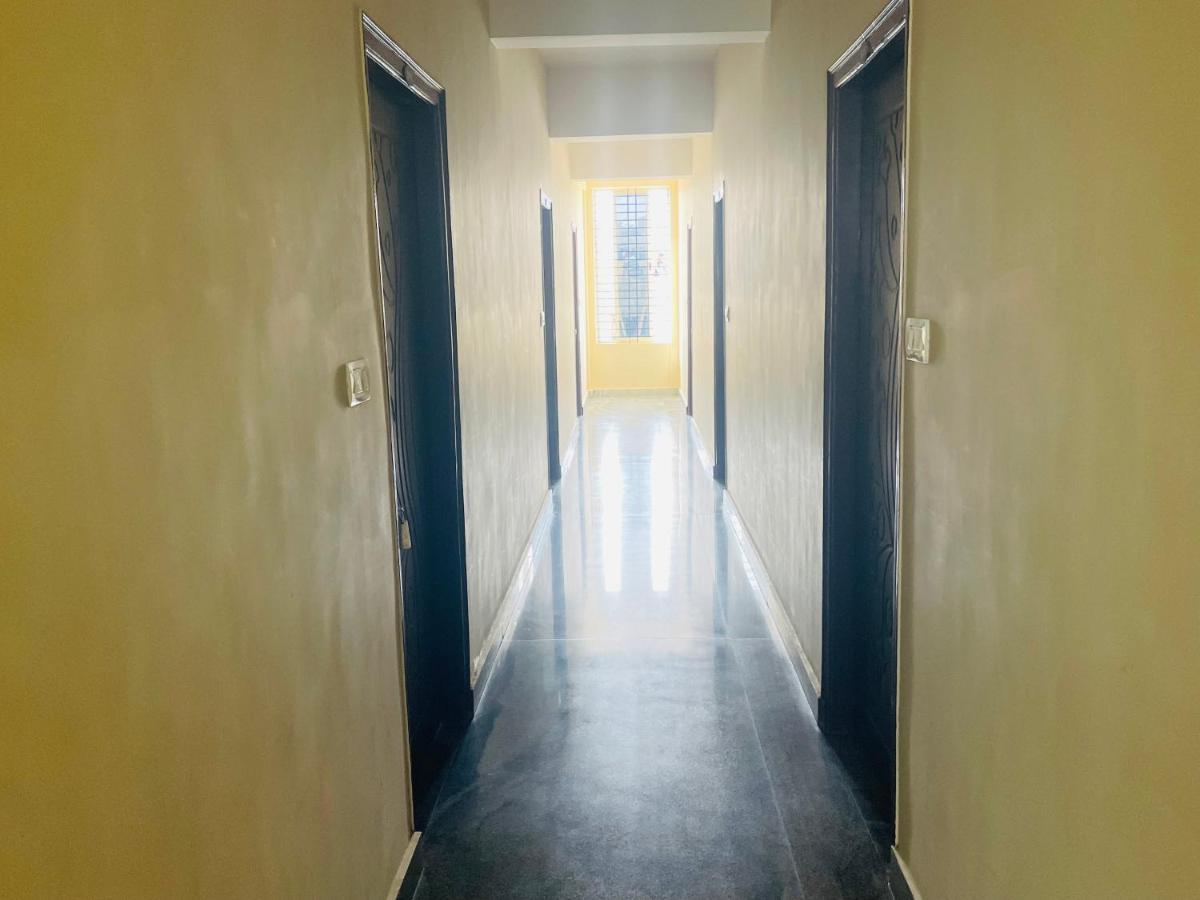 Hotel Crown Residency Mysore Esterno foto