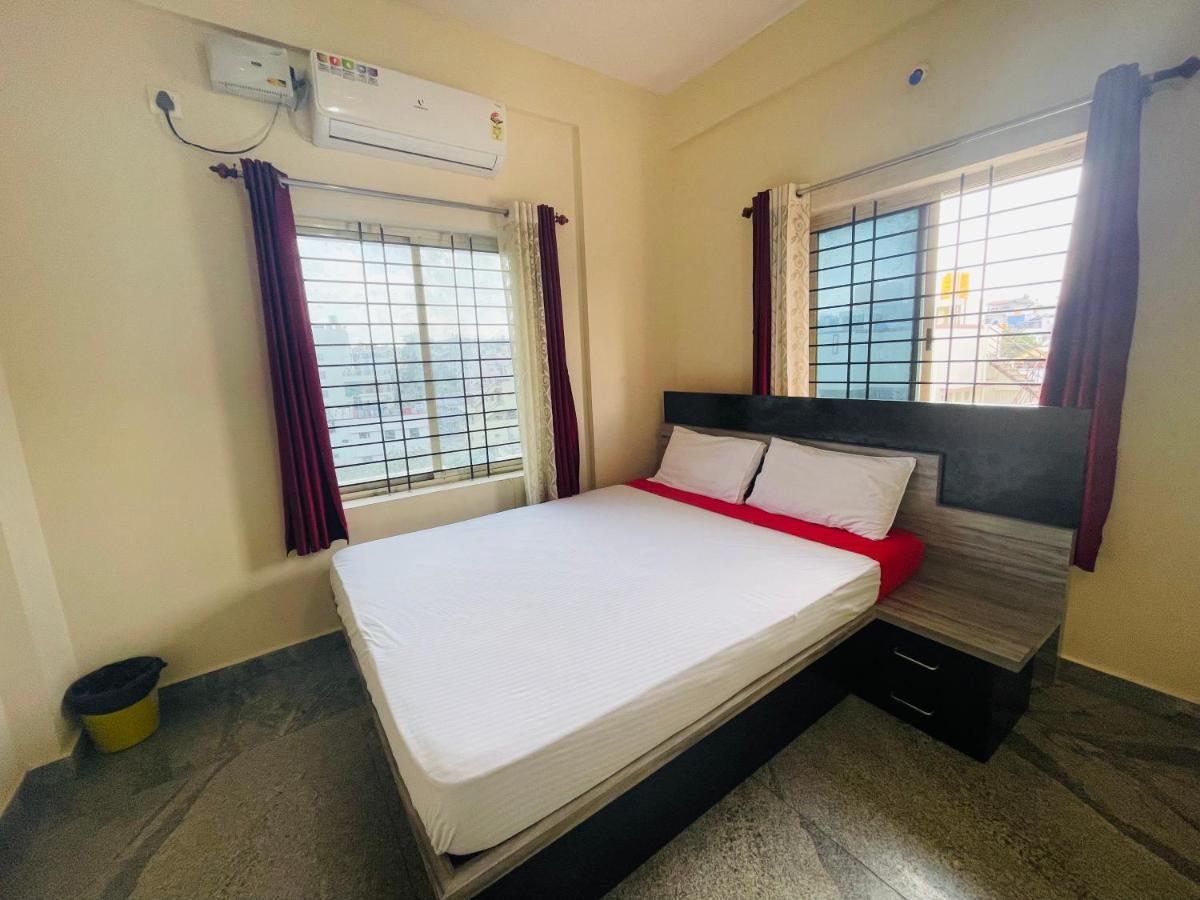 Hotel Crown Residency Mysore Esterno foto